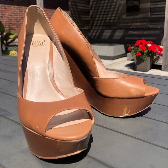 Madonna Truth Or Dare Funky Wedges - Picture 2 of 6